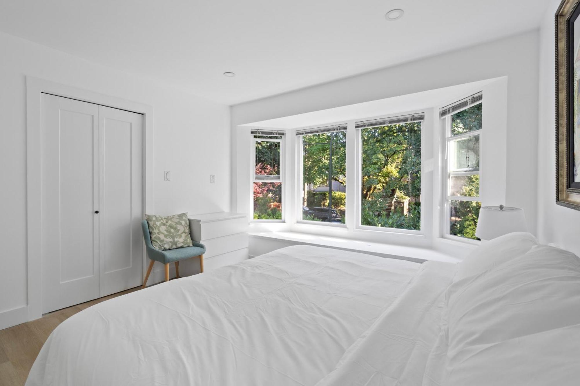 Modern Kitsilano 2 Bedroom Home With A Hot Tub Vancouver Exteriör bild