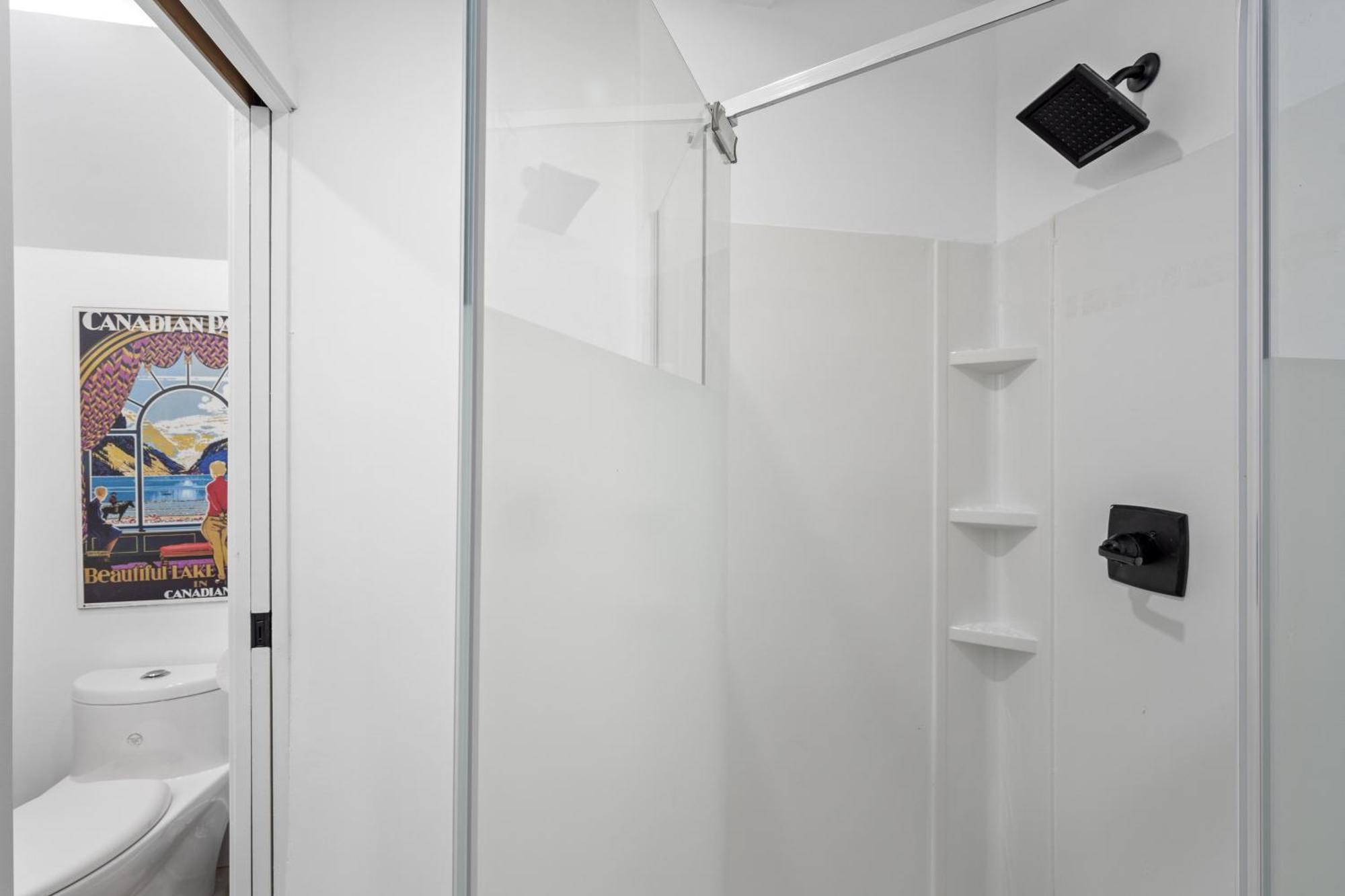 Modern Kitsilano 2 Bedroom Home With A Hot Tub Vancouver Exteriör bild