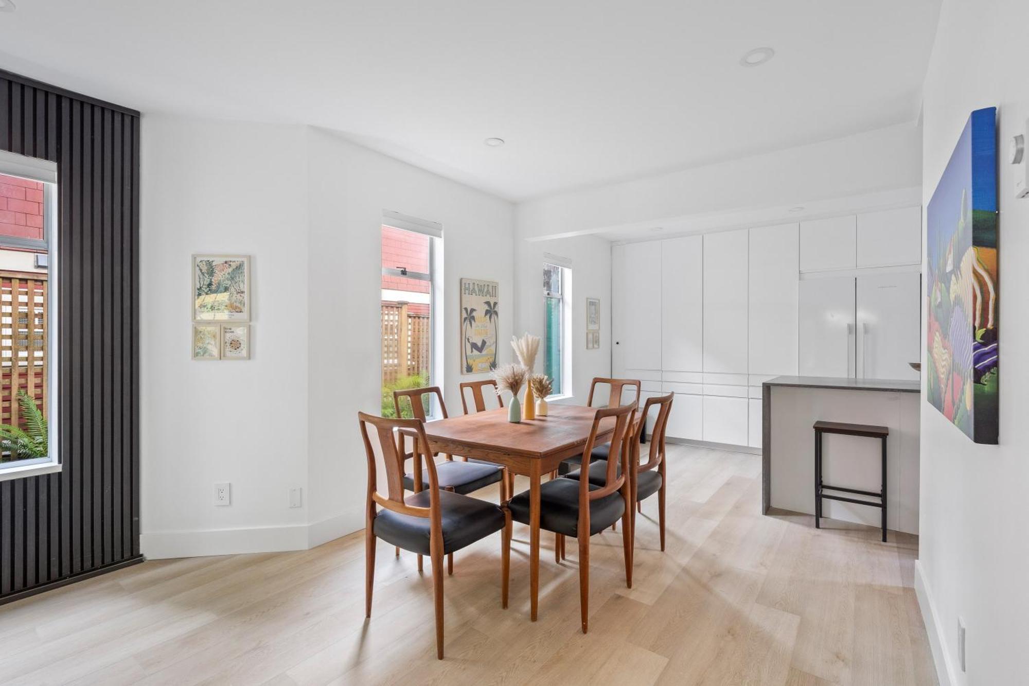 Modern Kitsilano 2 Bedroom Home With A Hot Tub Vancouver Exteriör bild